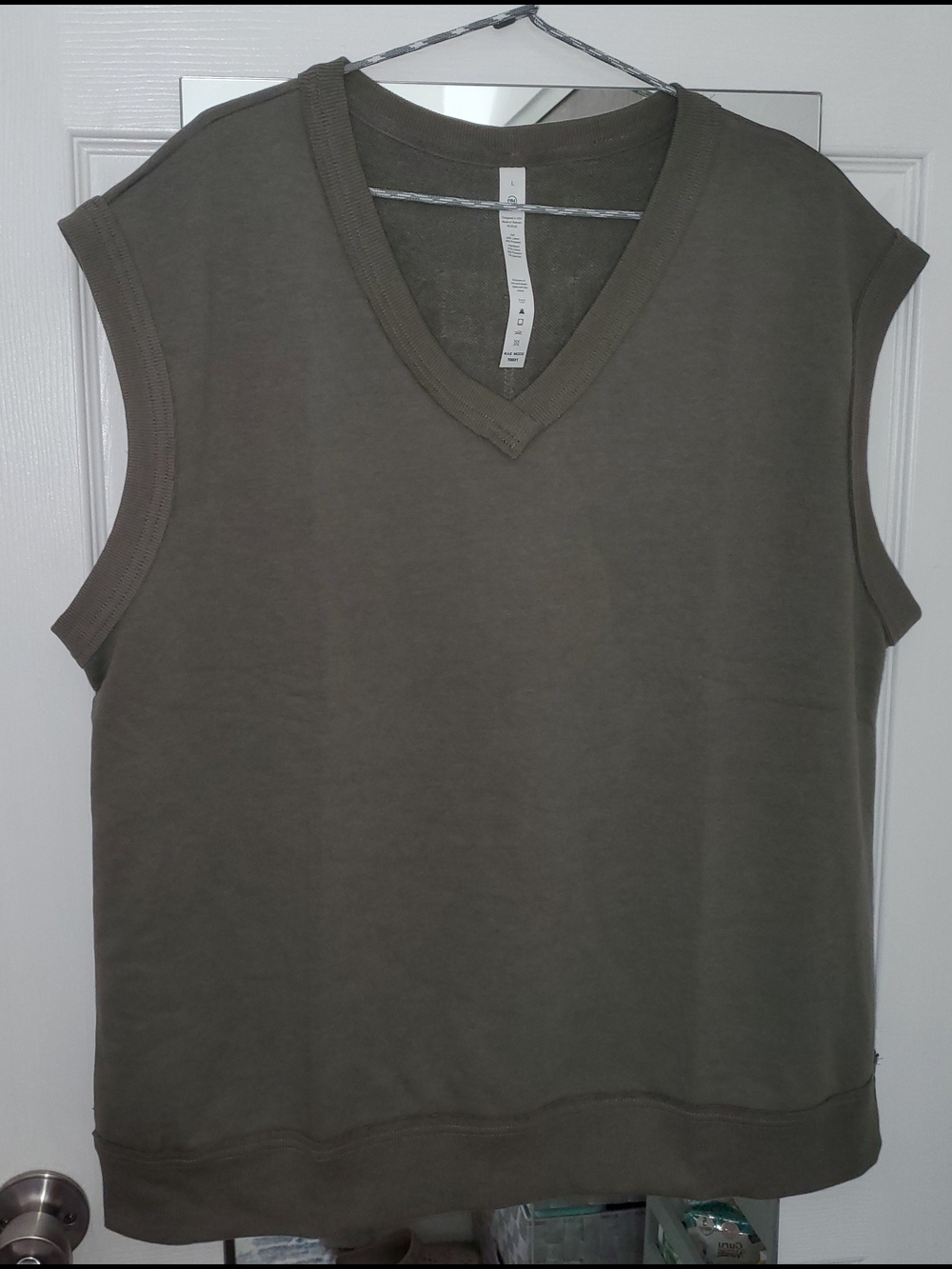 Mono B Women’s V-Neck Sleeveless Top - Olive Green